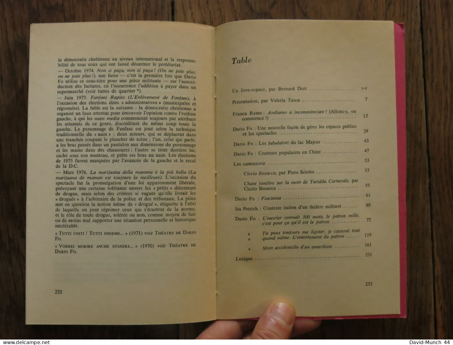 Allons-y on commence de Dario Fo. Paris, François Maspero, Collection "Malgré tout". 1977