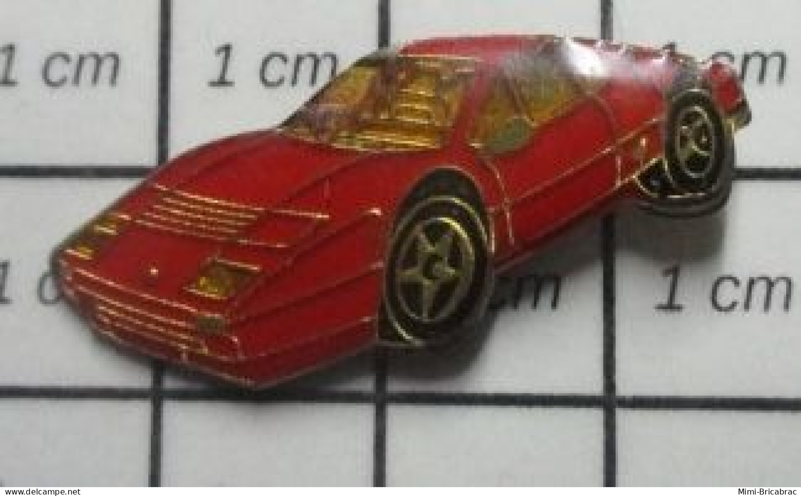 411H Pin's Pins / Beau Et Rare / AUTOMOBILES / FERRARI F40 ? TESTAROSSA ? CHI LO SAI ? - Ferrari