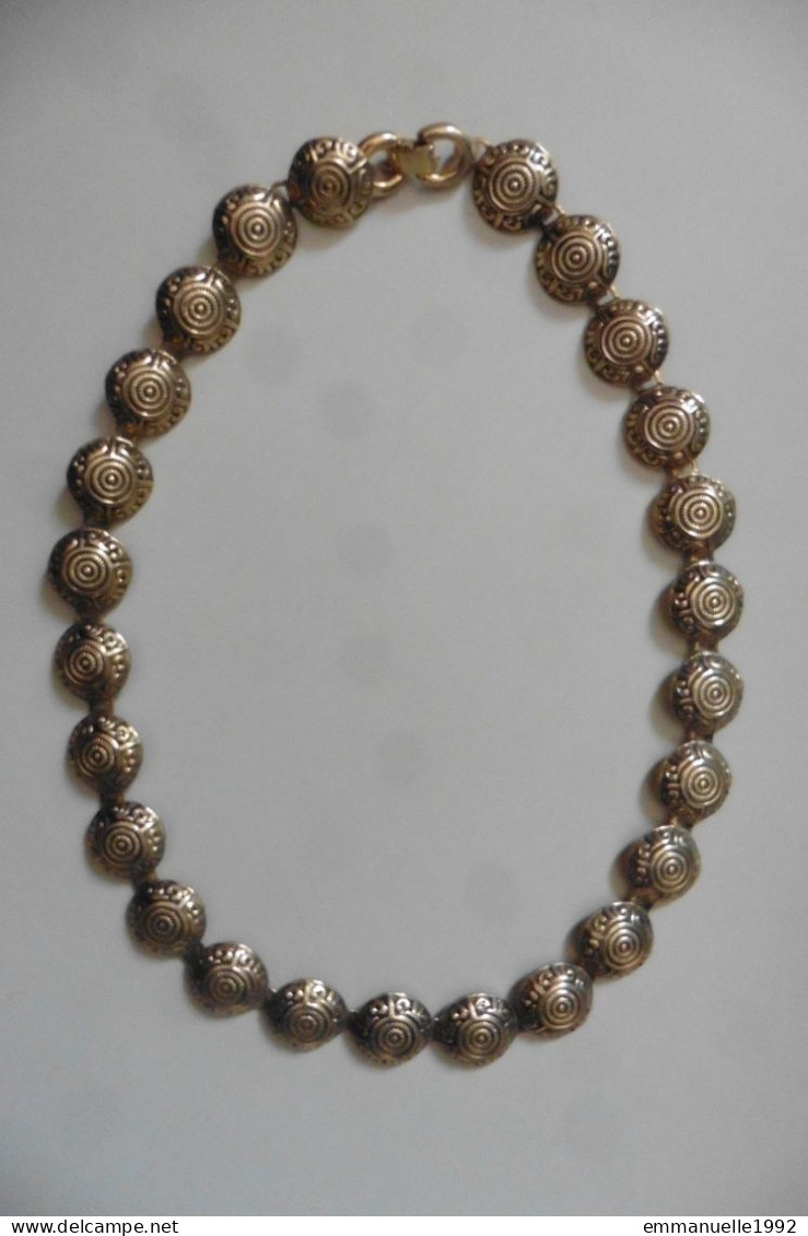 Collier Style Antique Pièces En Métal Doré Ciselé Façon Damasquin Or De Tolède - Halsketten