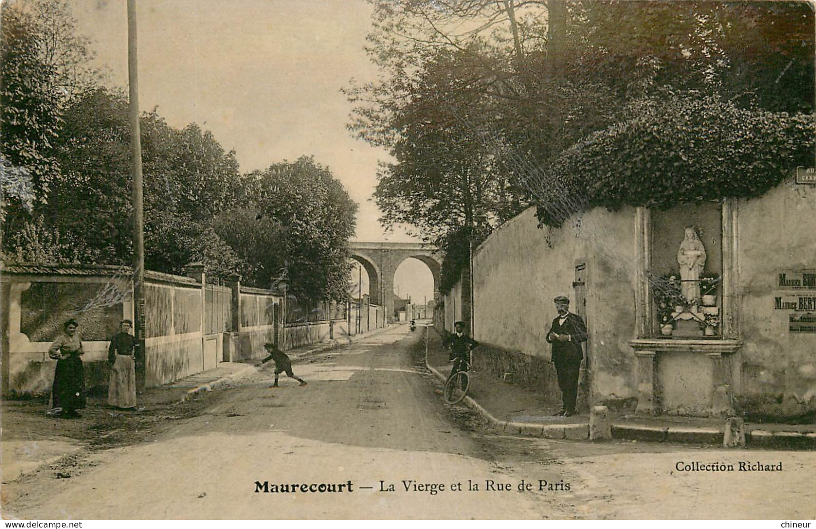 MAURECOURT LA VIERGE ET LA RUE DE PARIS - Maurecourt