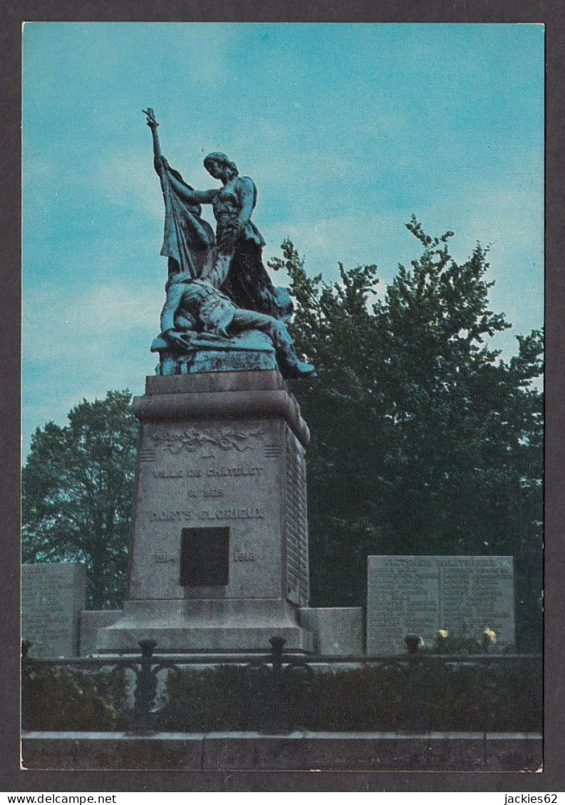 067603/ CHATELET, Monument Aux Morts Place Jean Guioz - Châtelet