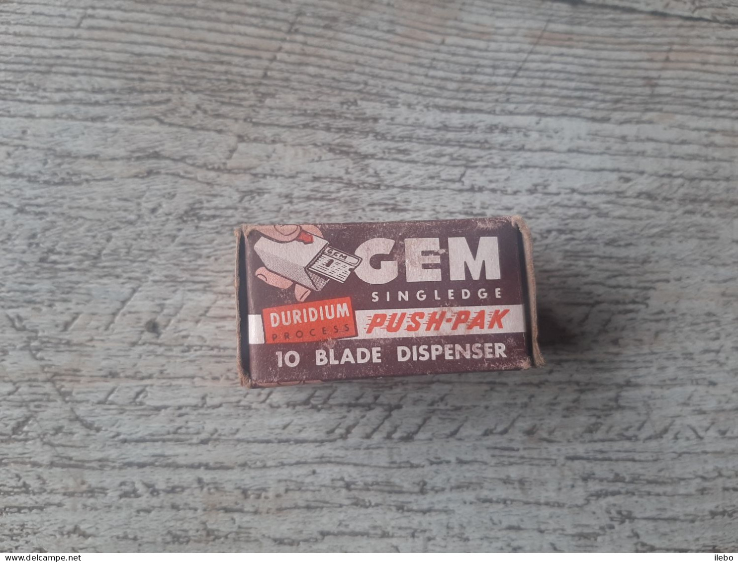 Boîte Complète De 10 Lames De Rasoir GEM  Blades Dispenser With Used Blade Vault Push Pak - Razor Blades