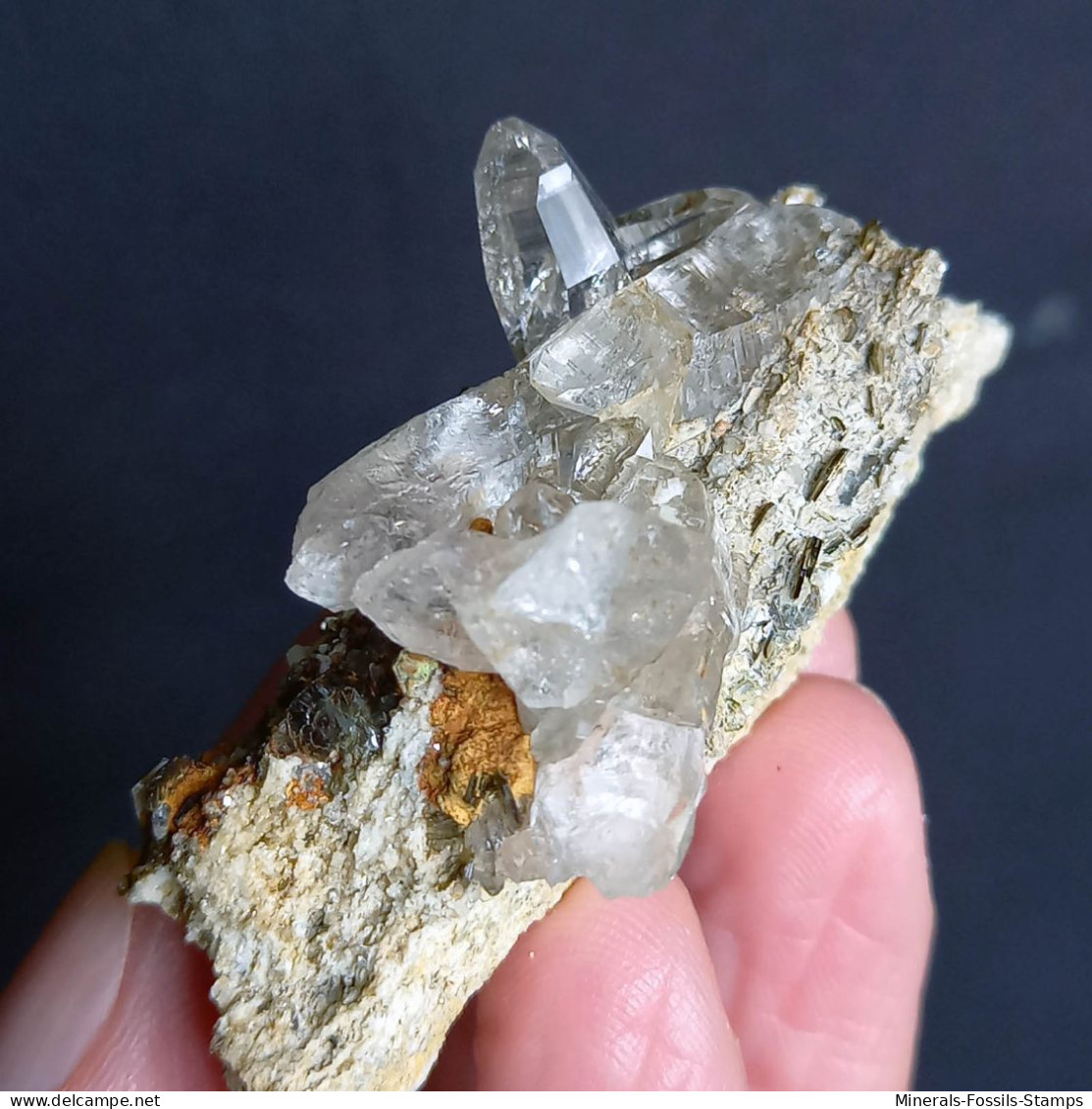 # U11 - Schöne Gruppe Von QUARZ Tessiner Kristallen (Val Bedretto, Schweiz) - Minerales