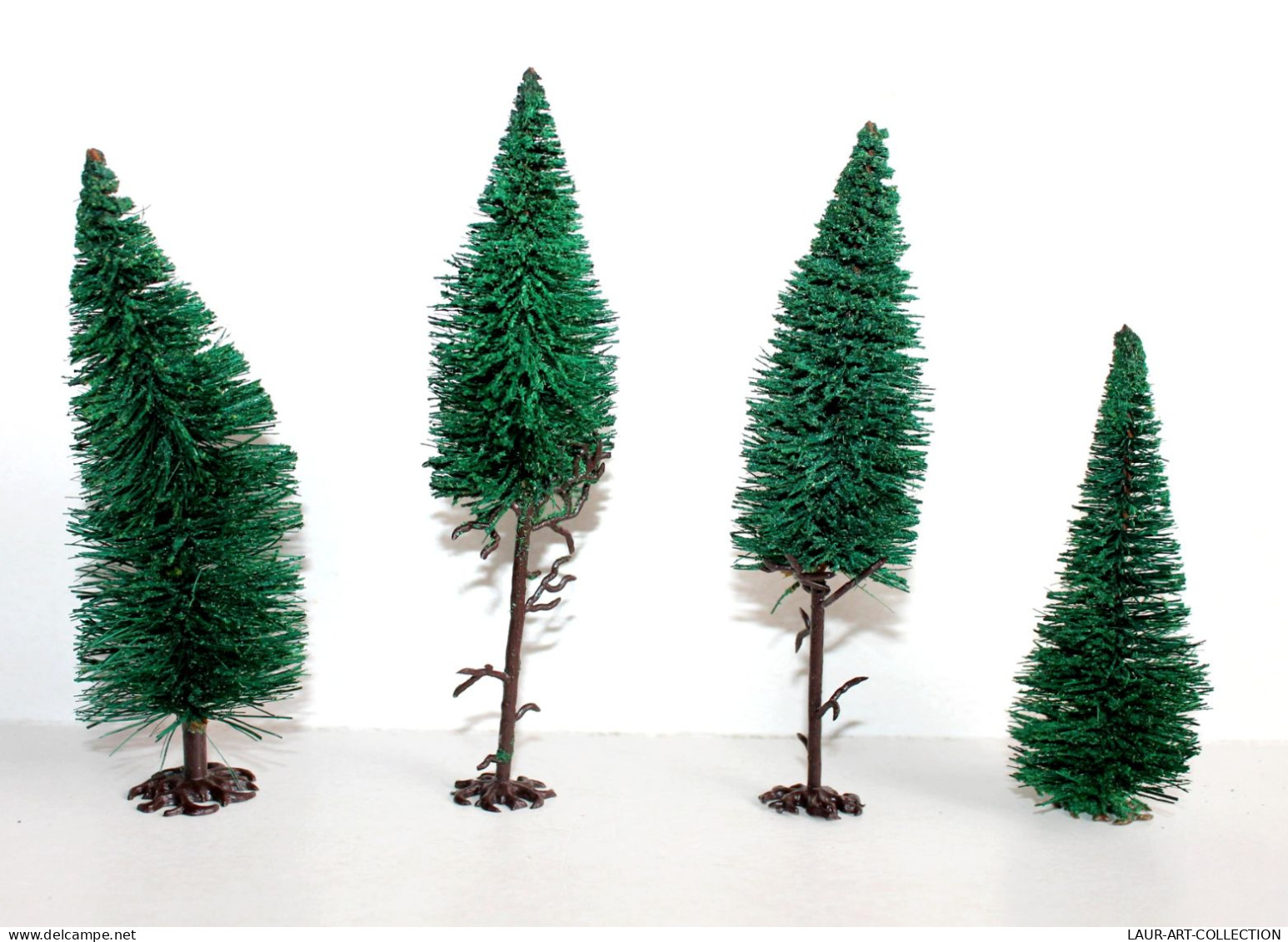 BUSCH LOT De 4 ARBRE SAPIN VEGETAUX HO DECOR PAYSAGE, 9,5 A 14cm MINIATURE TRAIN - MODELISME FERROVIAIRE  (1712.284) - Décors