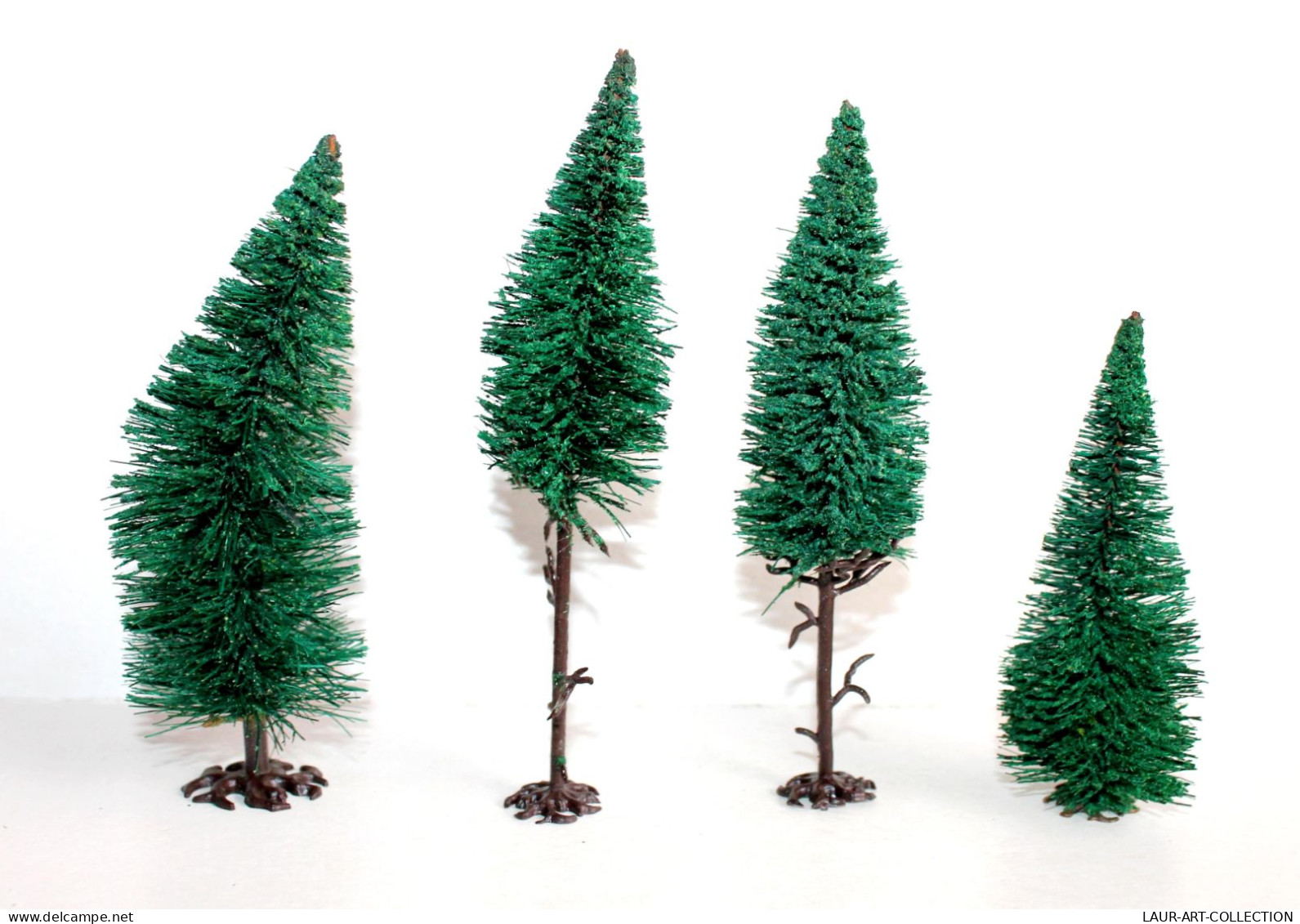 BUSCH LOT De 4 ARBRE SAPIN VEGETAUX HO DECOR PAYSAGE, 9,5 A 14cm MINIATURE TRAIN - MODELISME FERROVIAIRE  (1712.284) - Décors