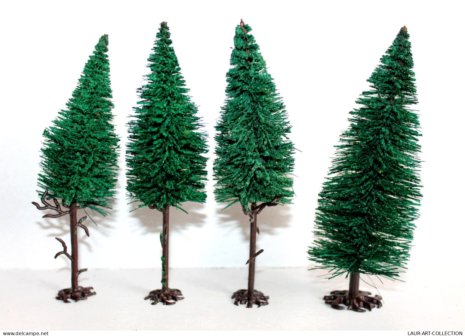 BUSCH LOT De 4 ARBRE SAPIN VEGETAUX, HO DECOR PAYSAGE, 12-12,5cm MINIATURE TRAIN - MODELISME FERROVIAIRE  (1712.285) - Décors