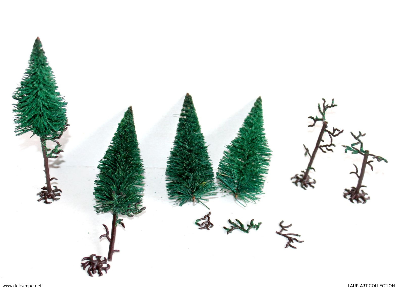 BUSCH LOT 4 ARBRE SAPIN VEGETAUX, HO DECOR PAYSAGE, 12,5 A 14cm MINIATURE TRAIN - MODELISME FERROVIAIRE  (1712.288) - Décors