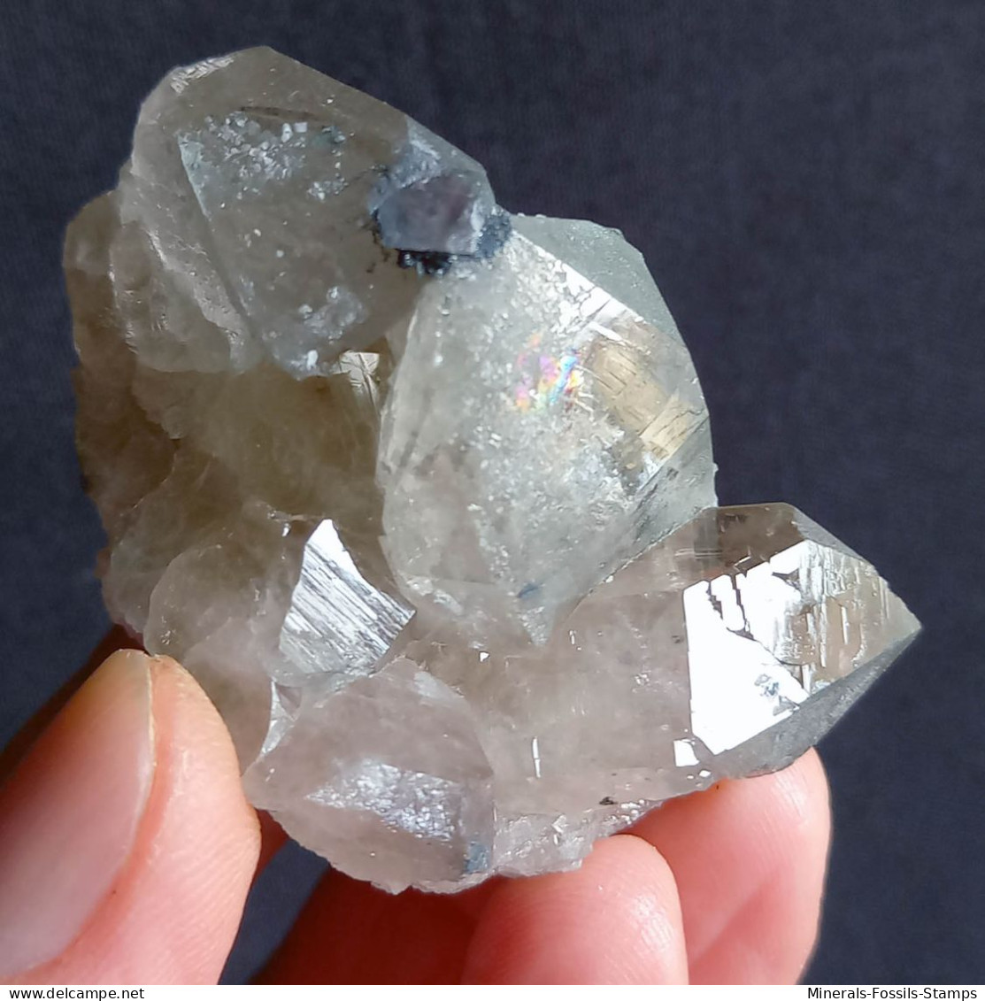 #U27 - Beau groupe de QUARTZ cristaux (Val Bedretto, Suisse)