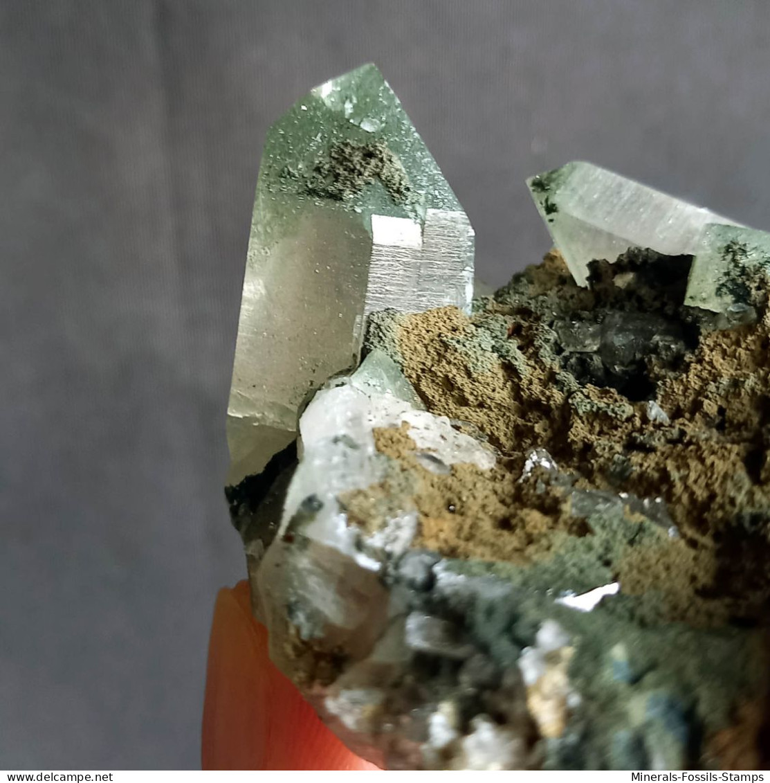 #V44 - Bel QUARZO CristallI (Val Bedretto, Svizzera) - Minerals