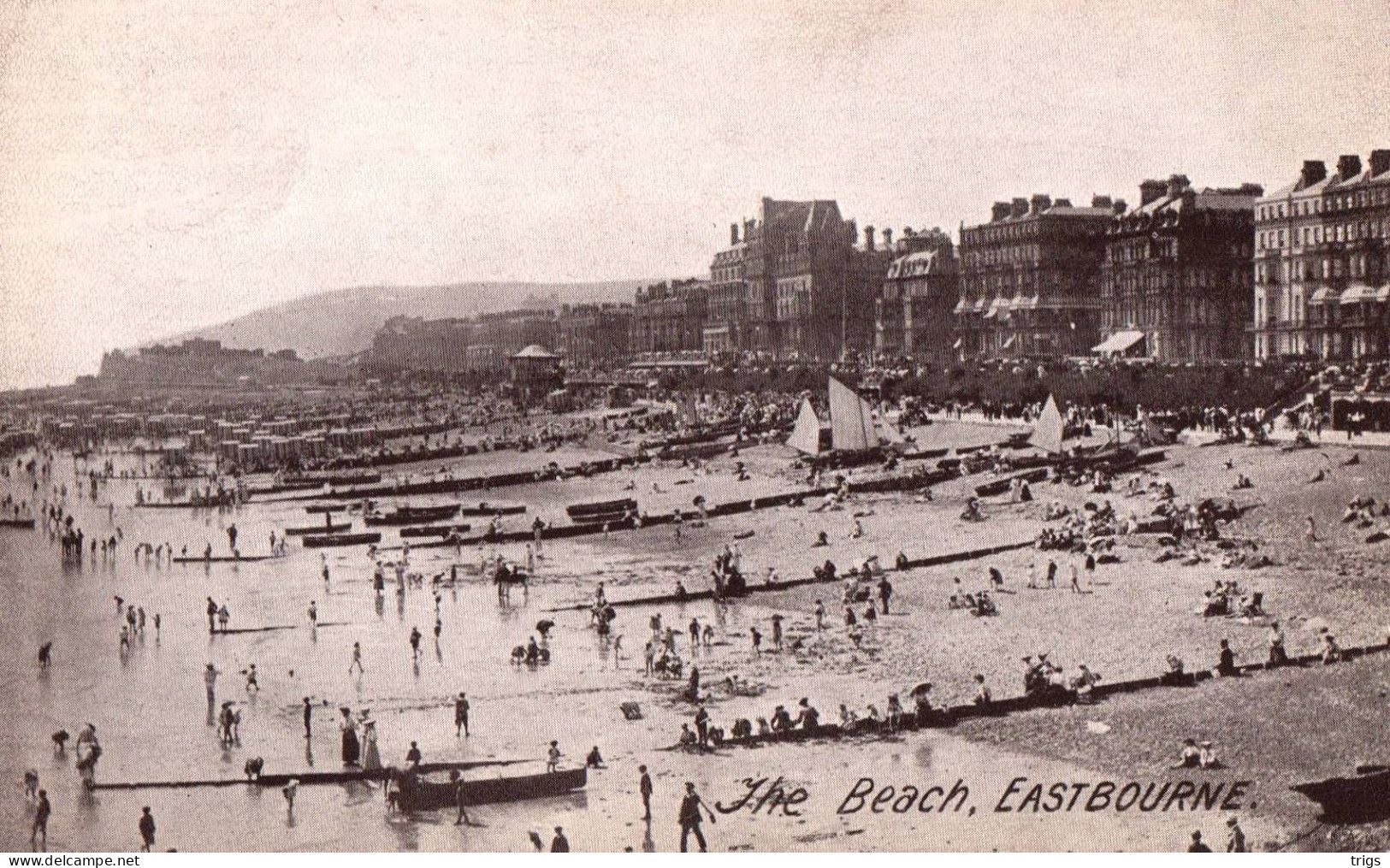 Eastbourne - The Beach - Eastbourne