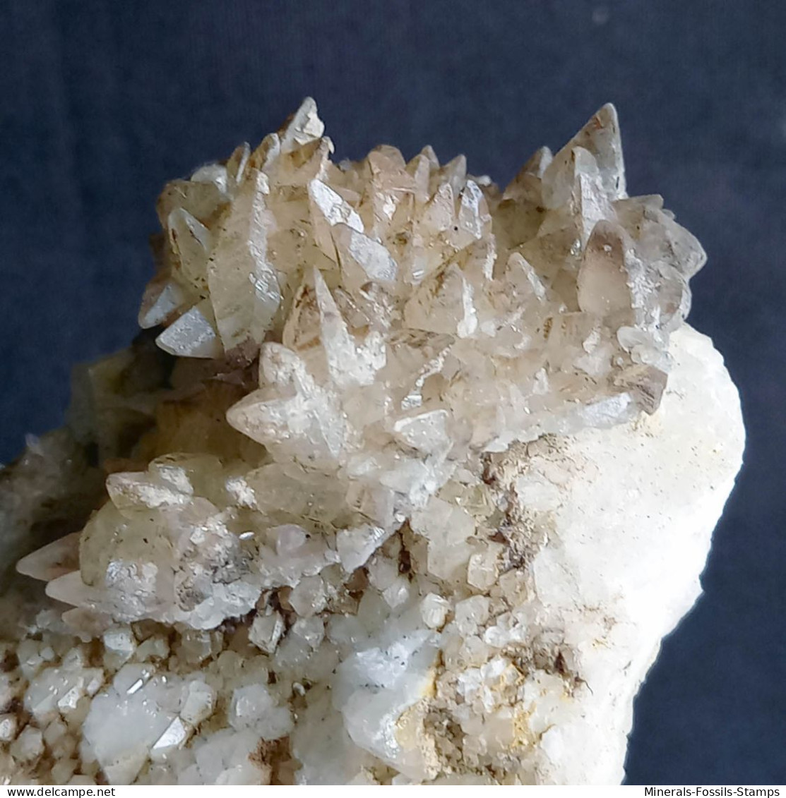 #V46 - Curioso gruppo CALCITE cristalli (Val Bedretto, Svizzera)