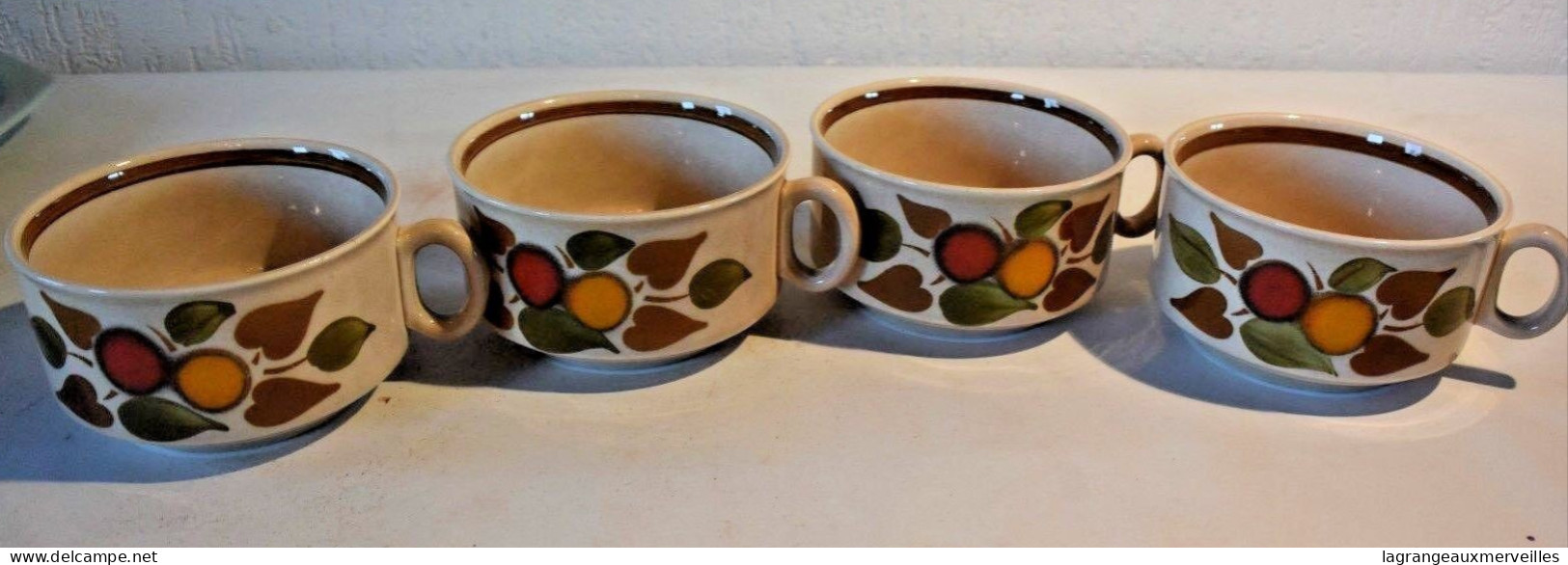 C36 4 Anciennes Tasses Typique Vintage De Bock Keramis Belgium - Tasses