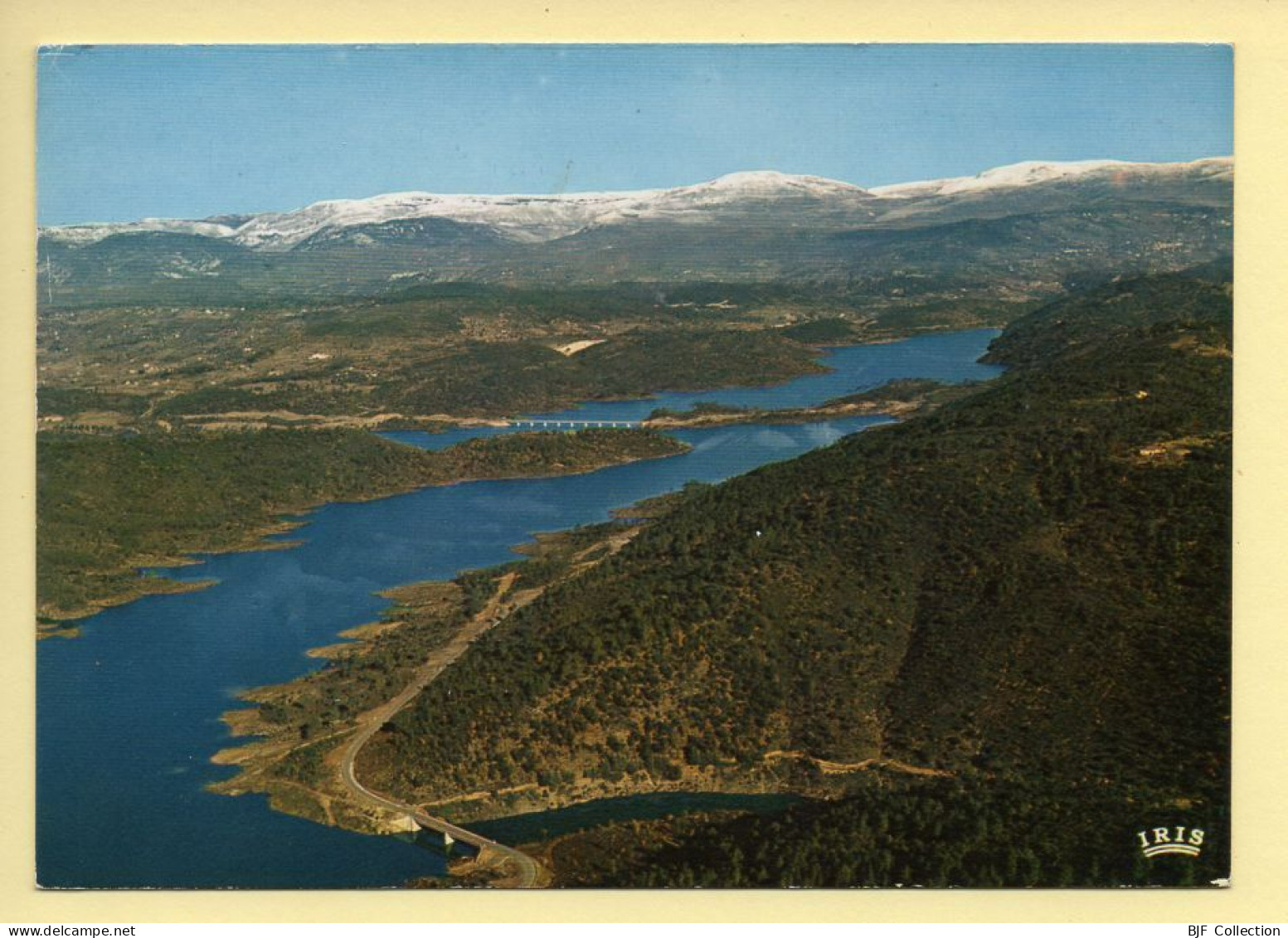 83. MONTAUROUX – Le Lac De St-Cassien / Au Loin Les Alpes Enneigées (voir Scan Recto/verso) - Montauroux