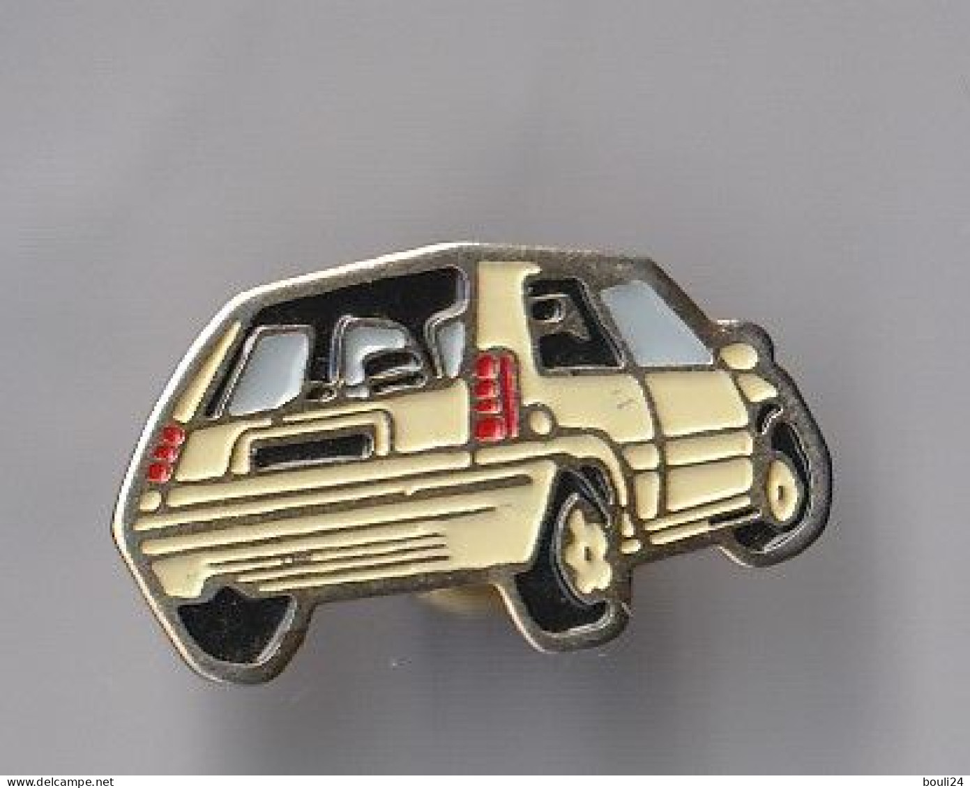 PIN'S   THEME  AUTOMOBILE RENAULT SUPER CINQ - Renault