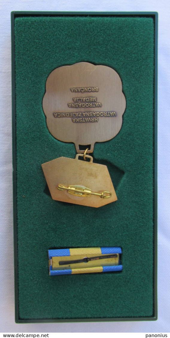 Firemen Bomberos - Croatia Federation Order / Medal With Box, Enamel - Firemen
