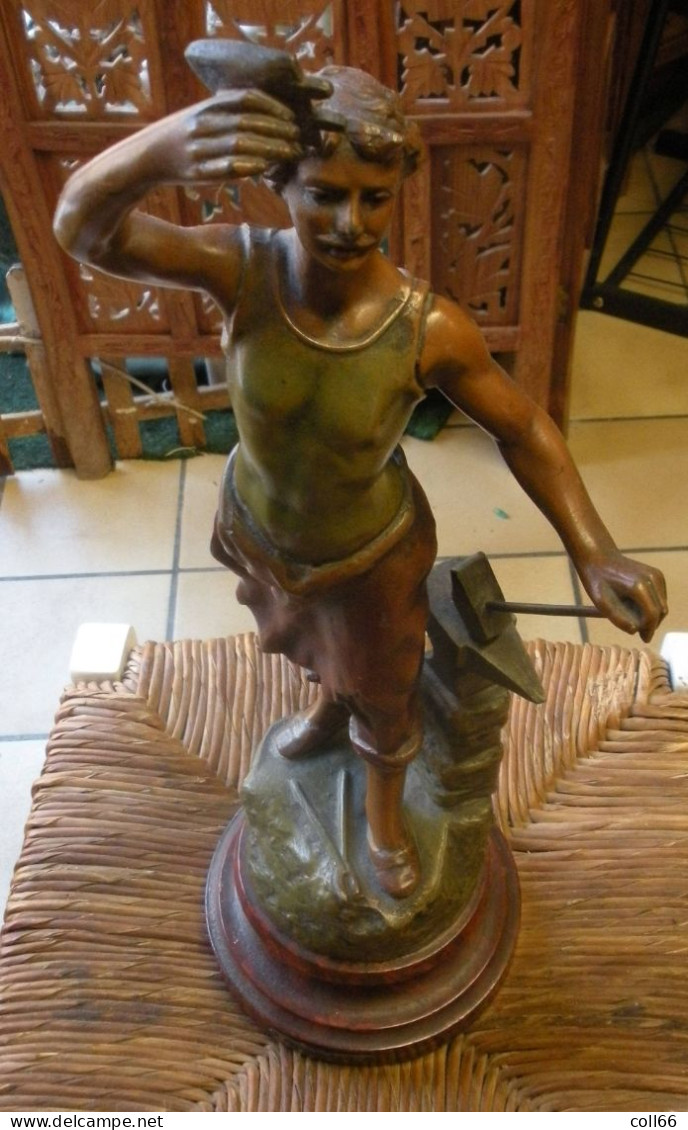 Statue Forgeron "Le Travail" Régule Par Charles Ruchot Belle Patine Haut 42.30 Cm Dont Socle Bois Tbe - Autres & Non Classés