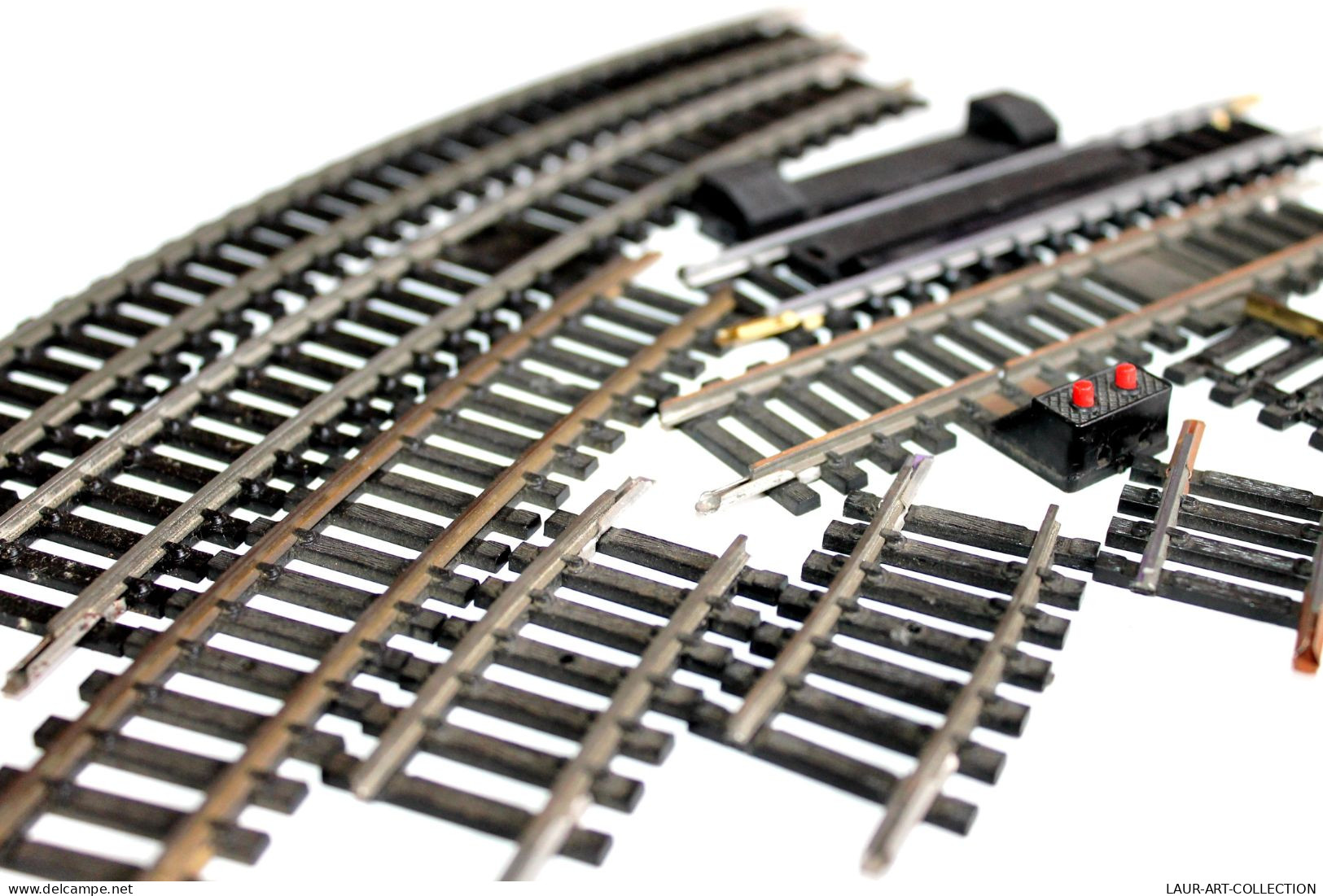 JOUEF HO 9 RAIL 2 COUPURE, 1 DECROCHAGE, 1 DROIT, 4 COURBE N°470 R=325mm R=385mm, MODELISME FERROVIAIRE TRAIN (2105.259) - Binari