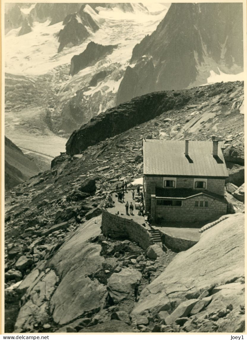 Photo Refuge Du Couvercle Dans Les Alpes, Années 50,format 18/24 - Orte