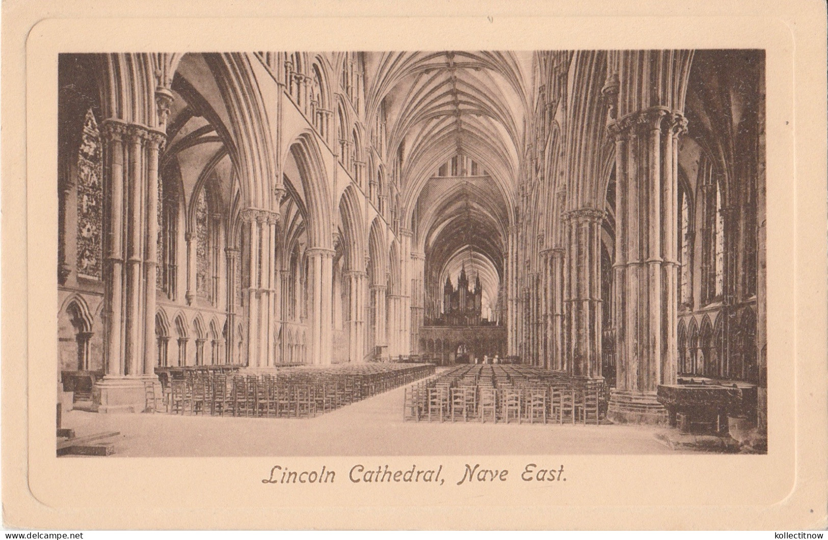 LINCOLN CATHEDRAL - NAVE EAST - Lincoln