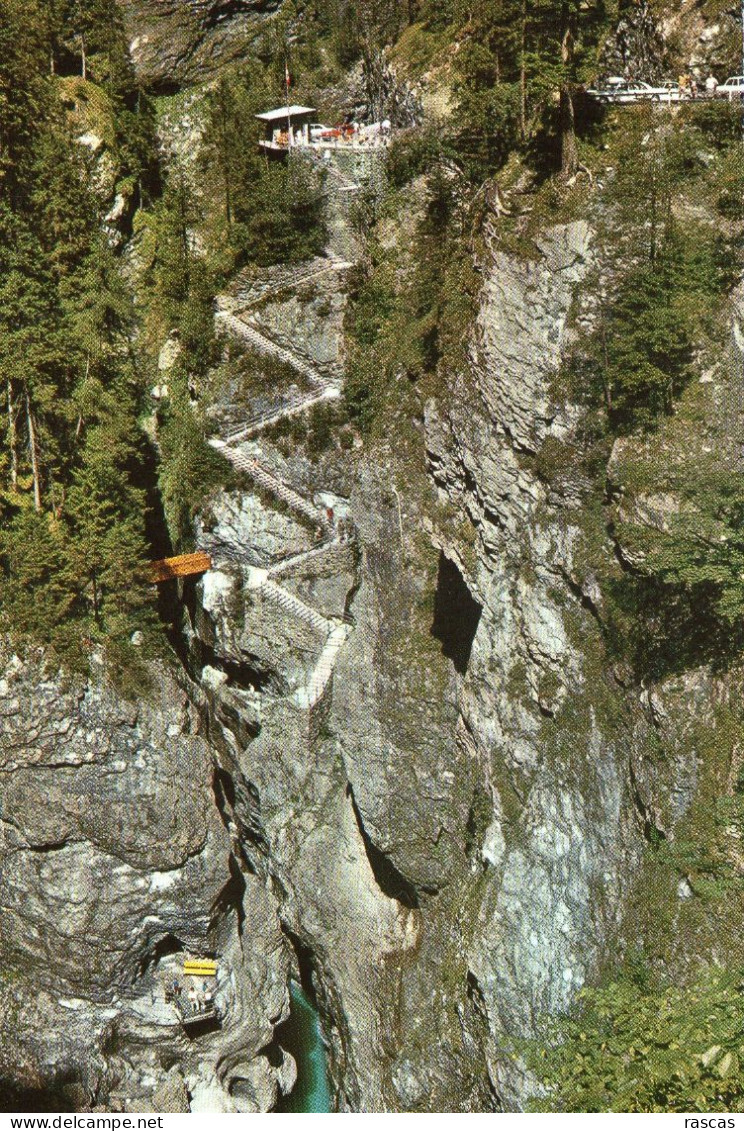 CPM - K - SUISSE - GRISONS - VIAMALASCHLUCHT BEI THUSIS - ABSTIEG IN DEI GALERIE - Thusis