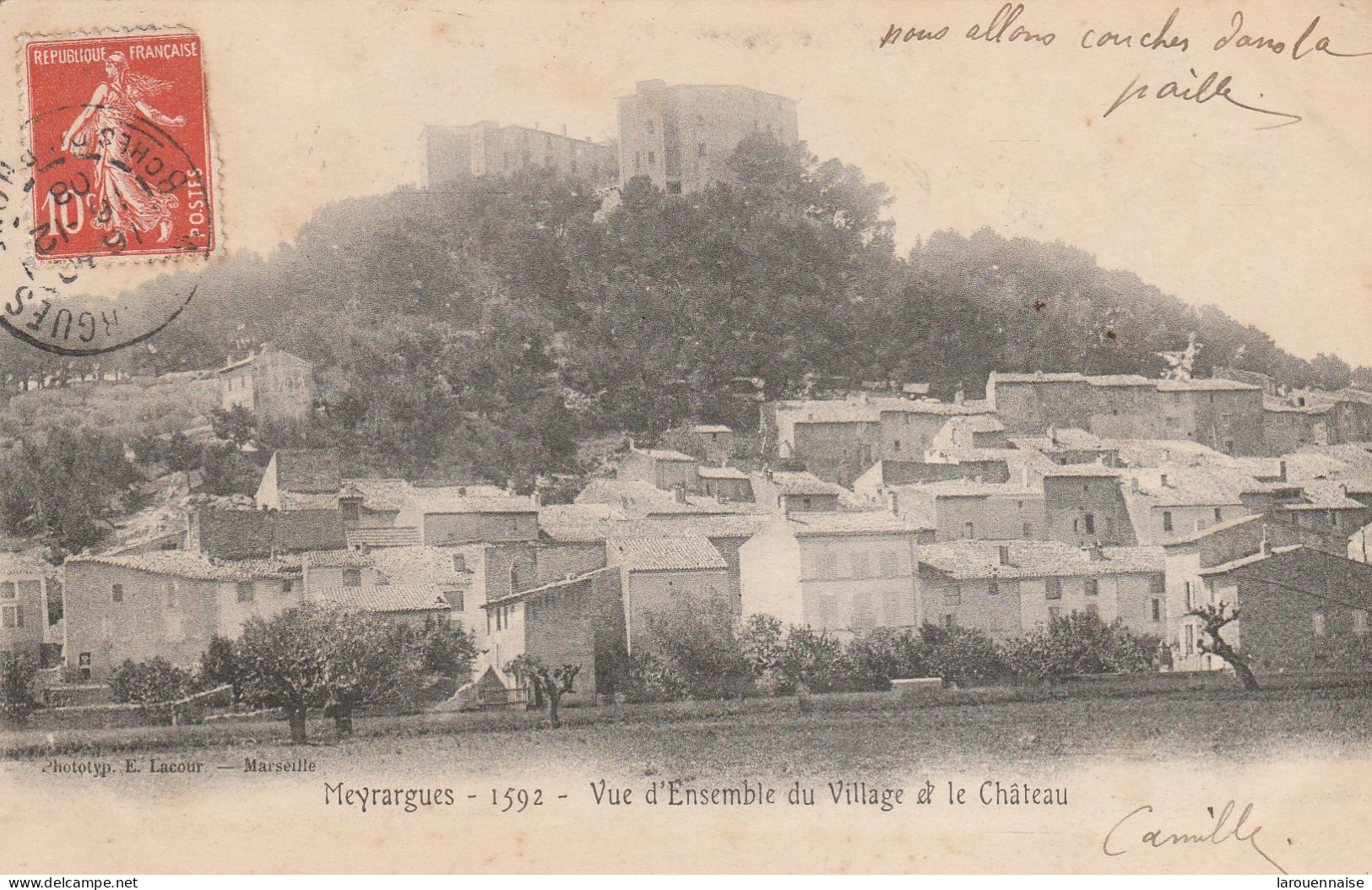 13 - MEYRARGUES - Vue D' Ensemble Du Village Et Le Château - Meyrargues