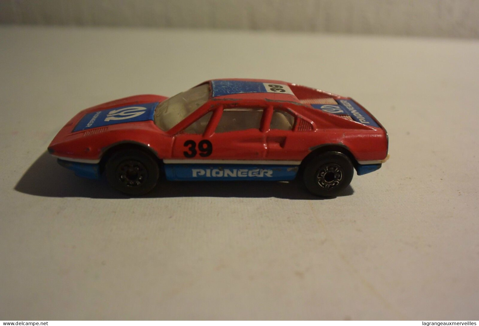 C38 Ancienne Voiture Matchbox FERRARI 309 GTB Made In MACAU - Matchbox