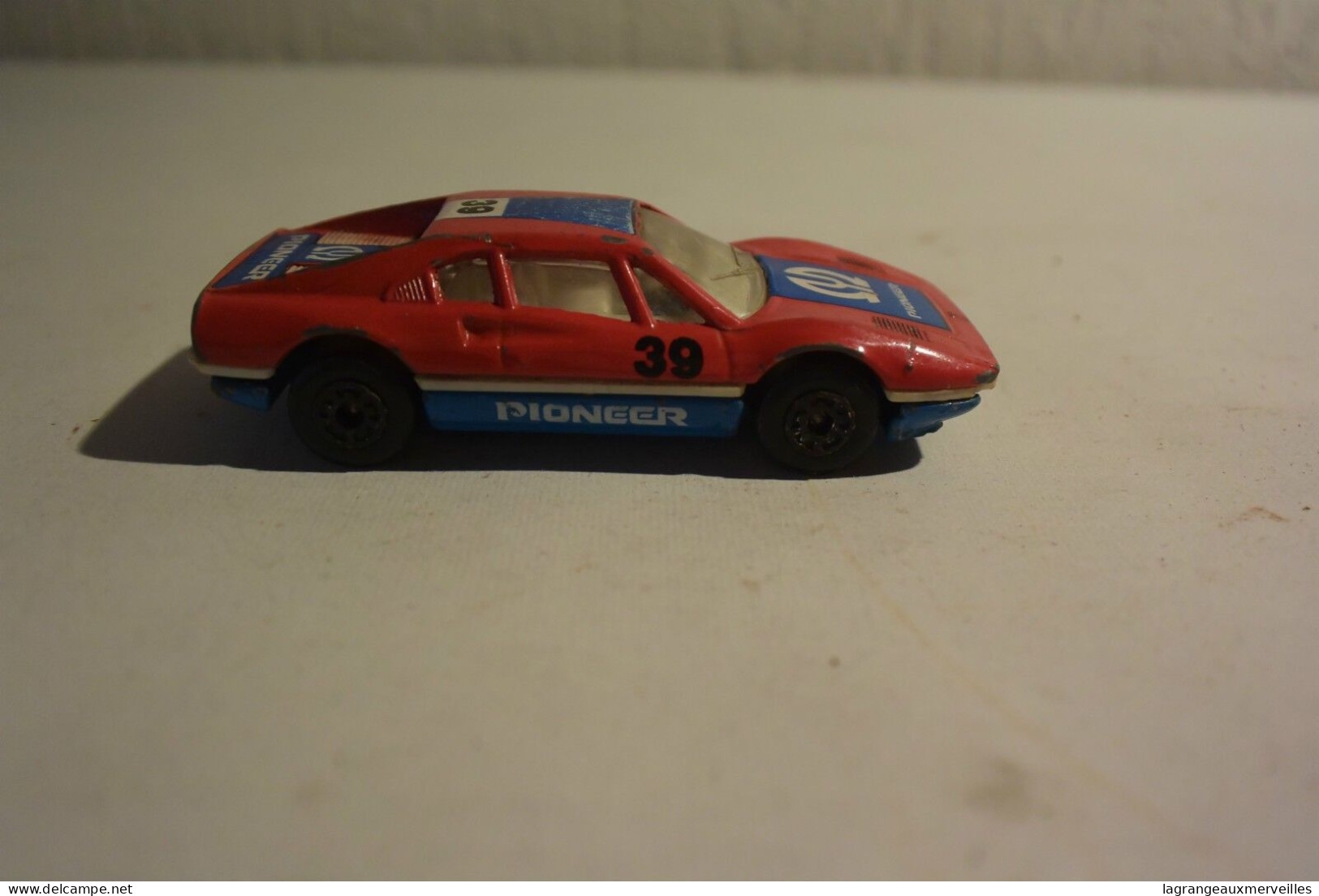 C38 Ancienne Voiture Matchbox FERRARI 309 GTB Made In MACAU - Matchbox