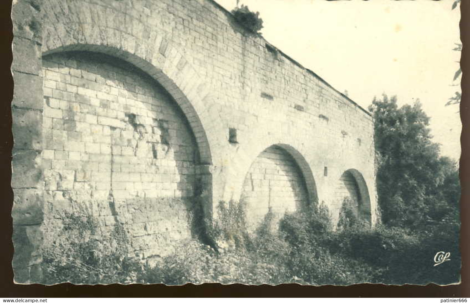 Le Chateau De Lucheux - Lucheux