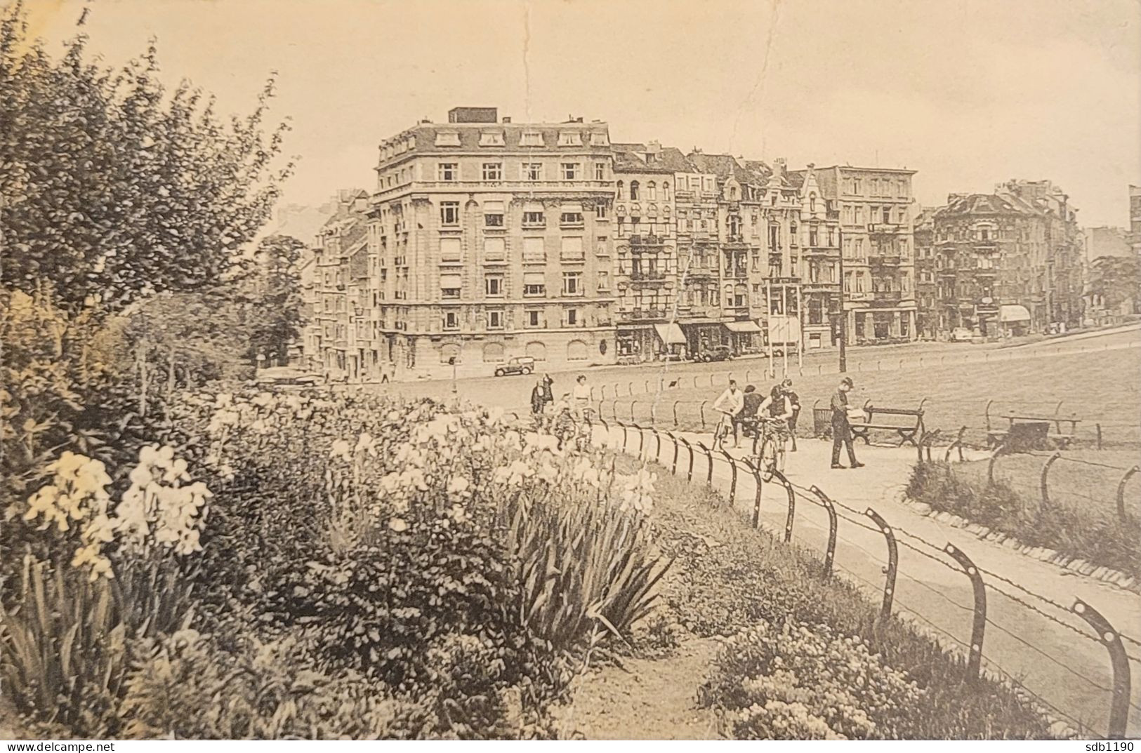 Forest - Place De Rochefort - Vue Du Parc Fleuri (Copyright Photo Paysagiste, 24 Rue Jean D'Ardenne), Circulée 1957 - Forest - Vorst