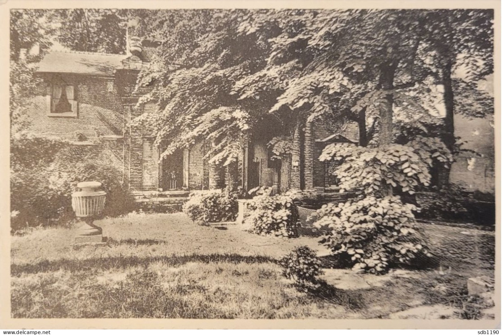 Forest - Entrée De L'Abbaye St-Denis (Nels, Ern. Thill, Bruxelles, N° 120), Circulée 1954 - Forest - Vorst