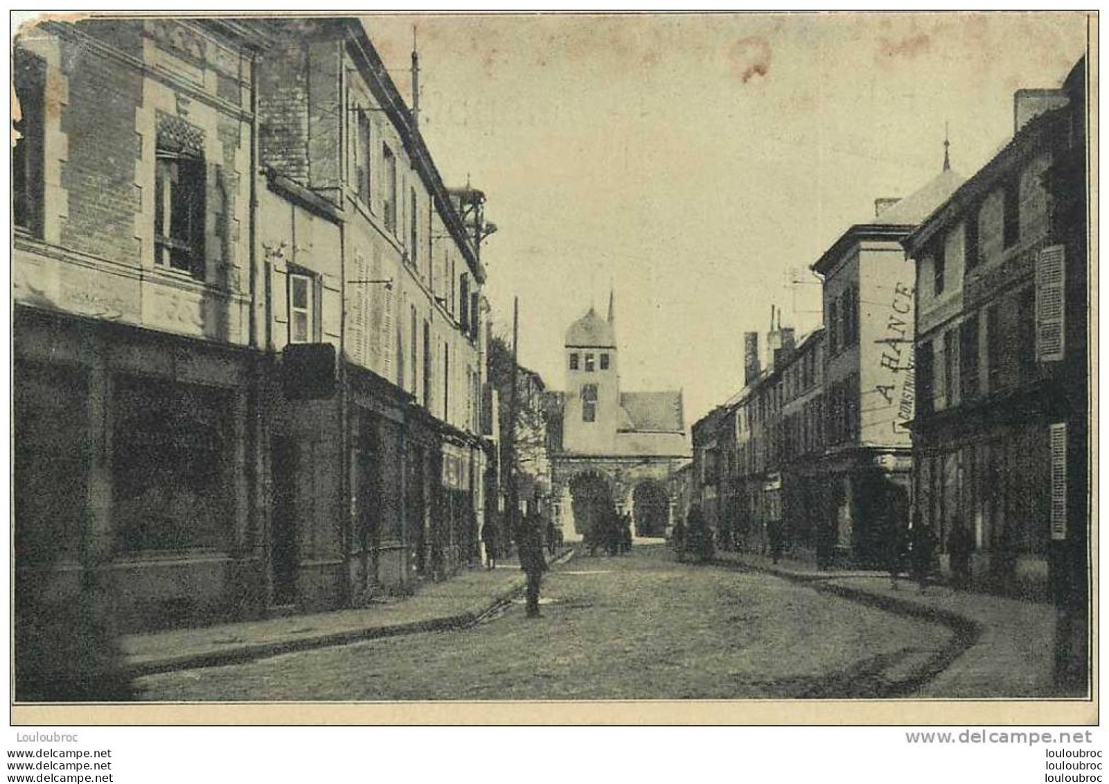 08 VOUZIERS CARTE PHOTO ALLEMANDE  VOYAGEE LE 13/07/1918 - Vouziers