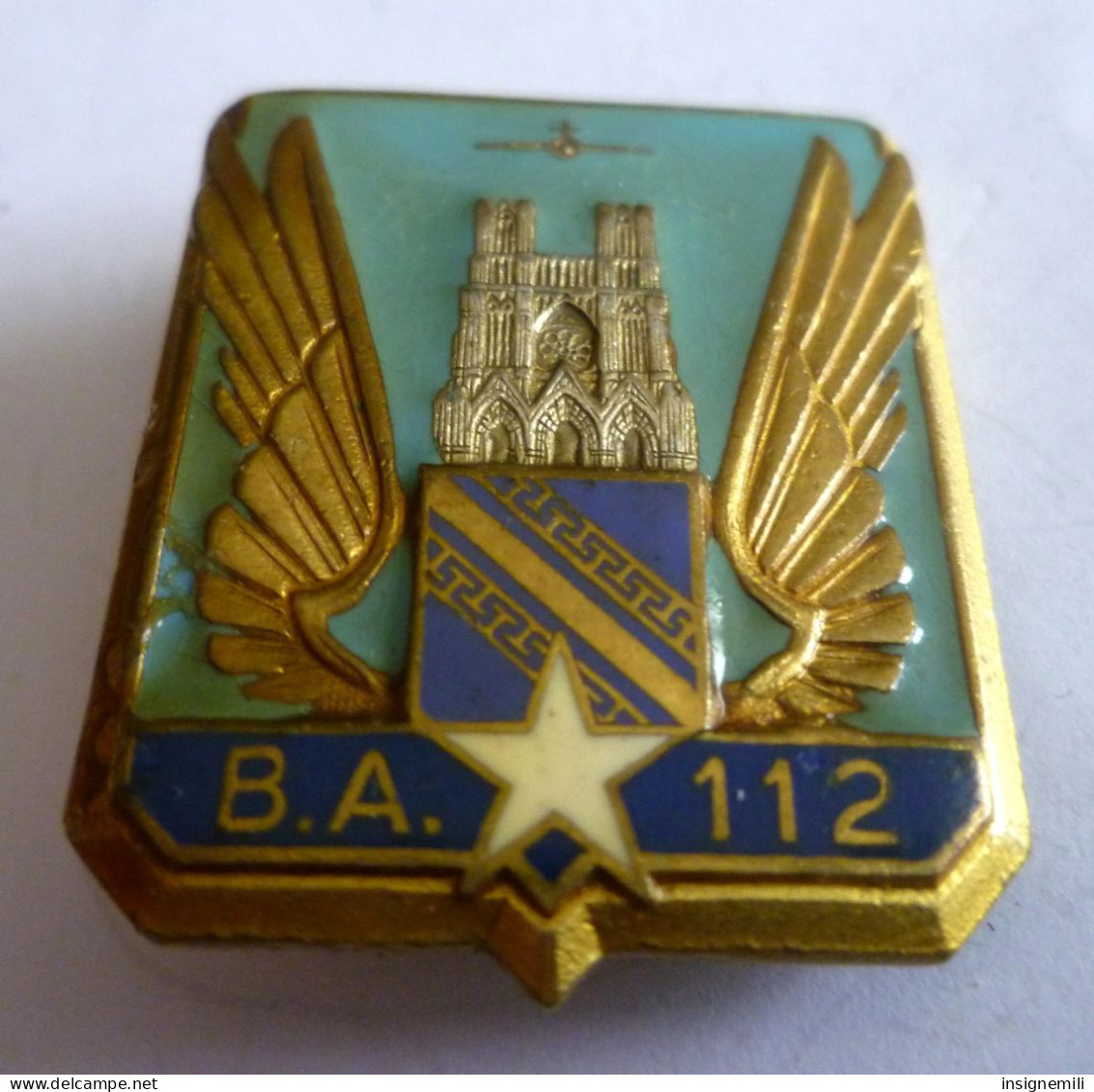 INSIGNE BA 112 BASE AERIENNE REIMS - Dos Guilloché Doré Embouti - DRAGO PARIS A 565 - Fuerzas Aéreas