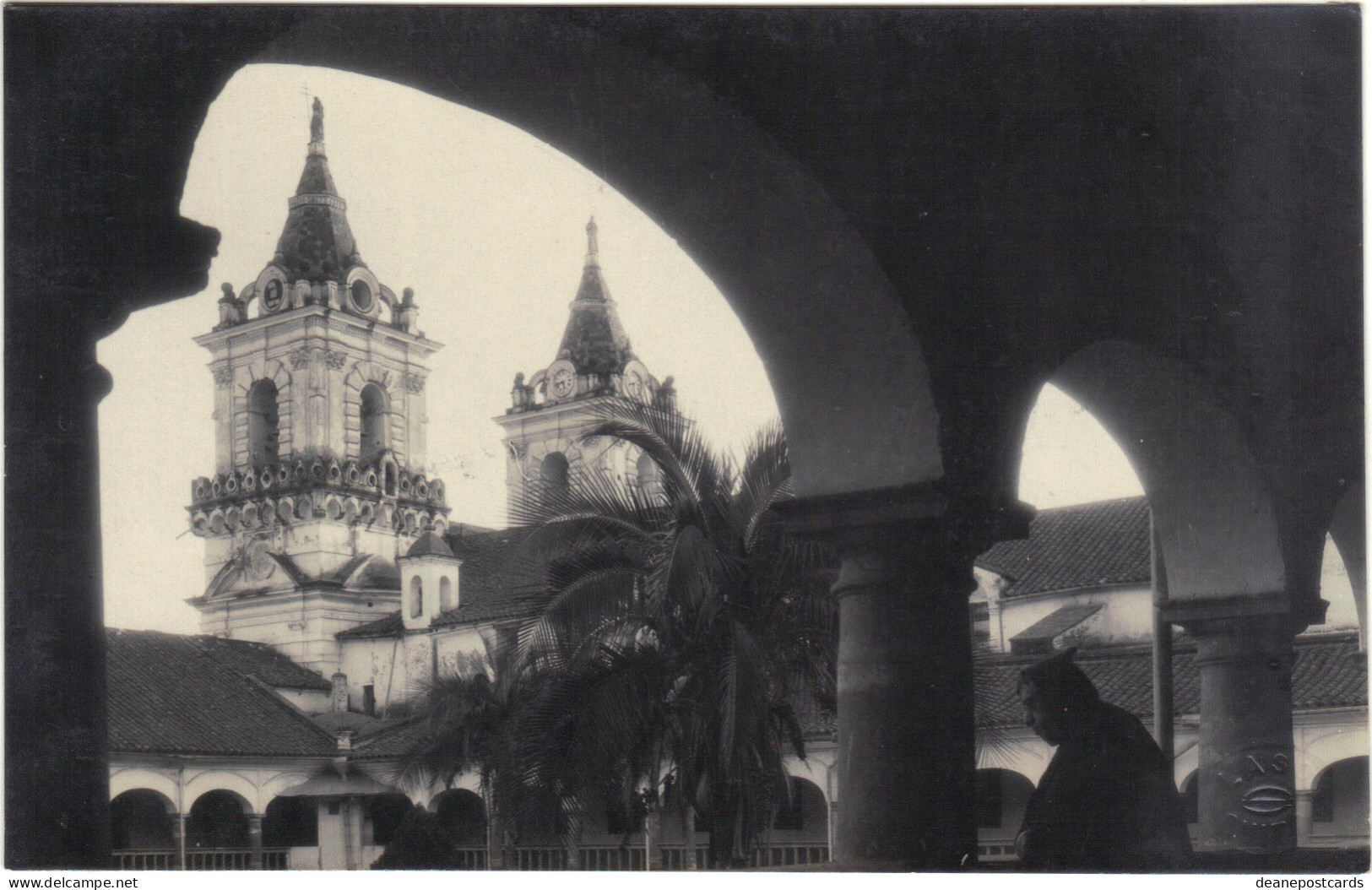 Ecuador - Interior Of Church - Equateur