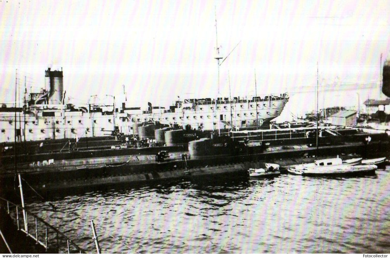 Sous Marins Type Monge à Couple - Boats