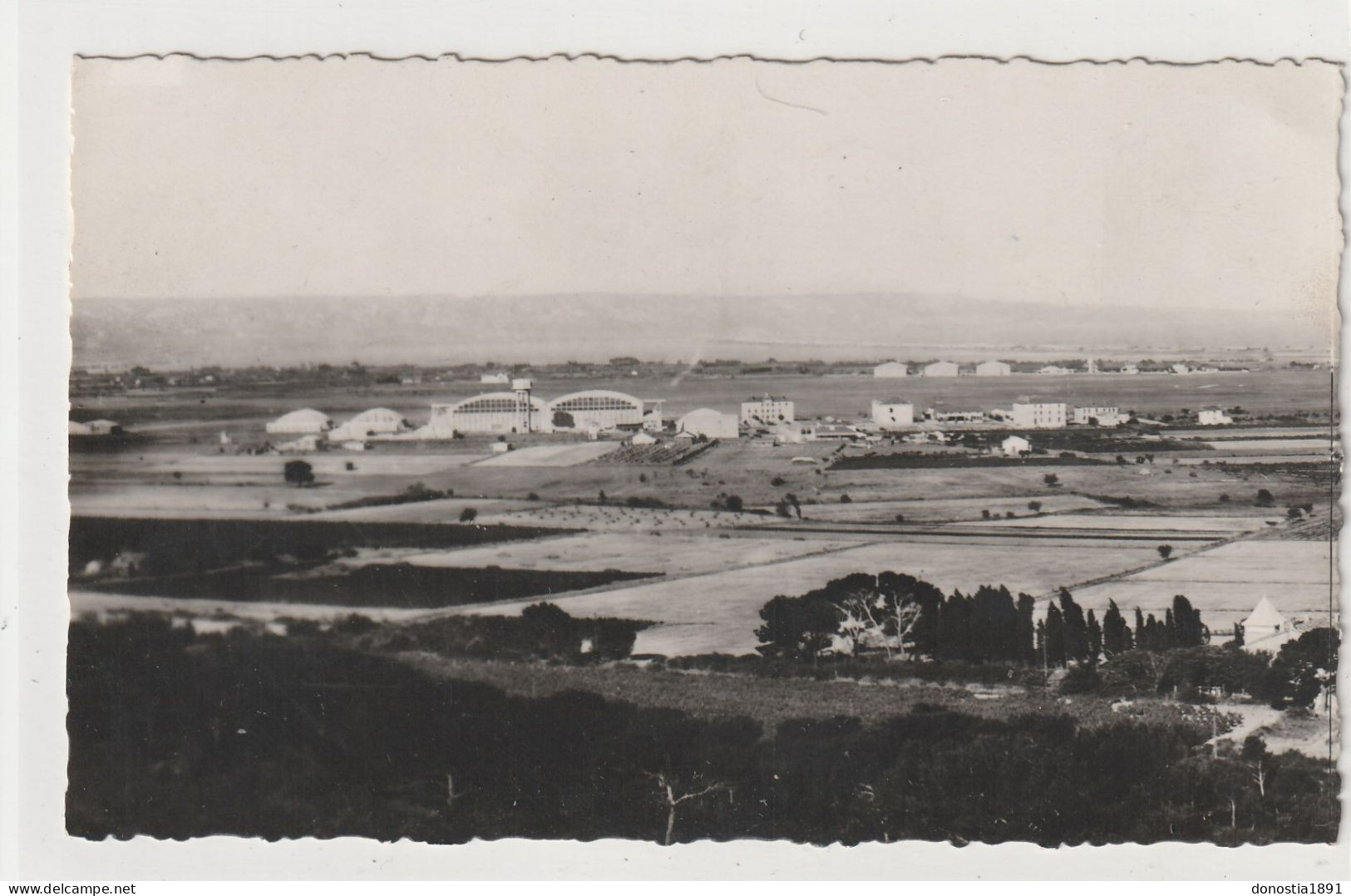 MARIGNANE-AVIATION (13) Panorama De L'aéro-port - 83x135 -dentelée Glacée - Ed. A. Tardy - Marignane