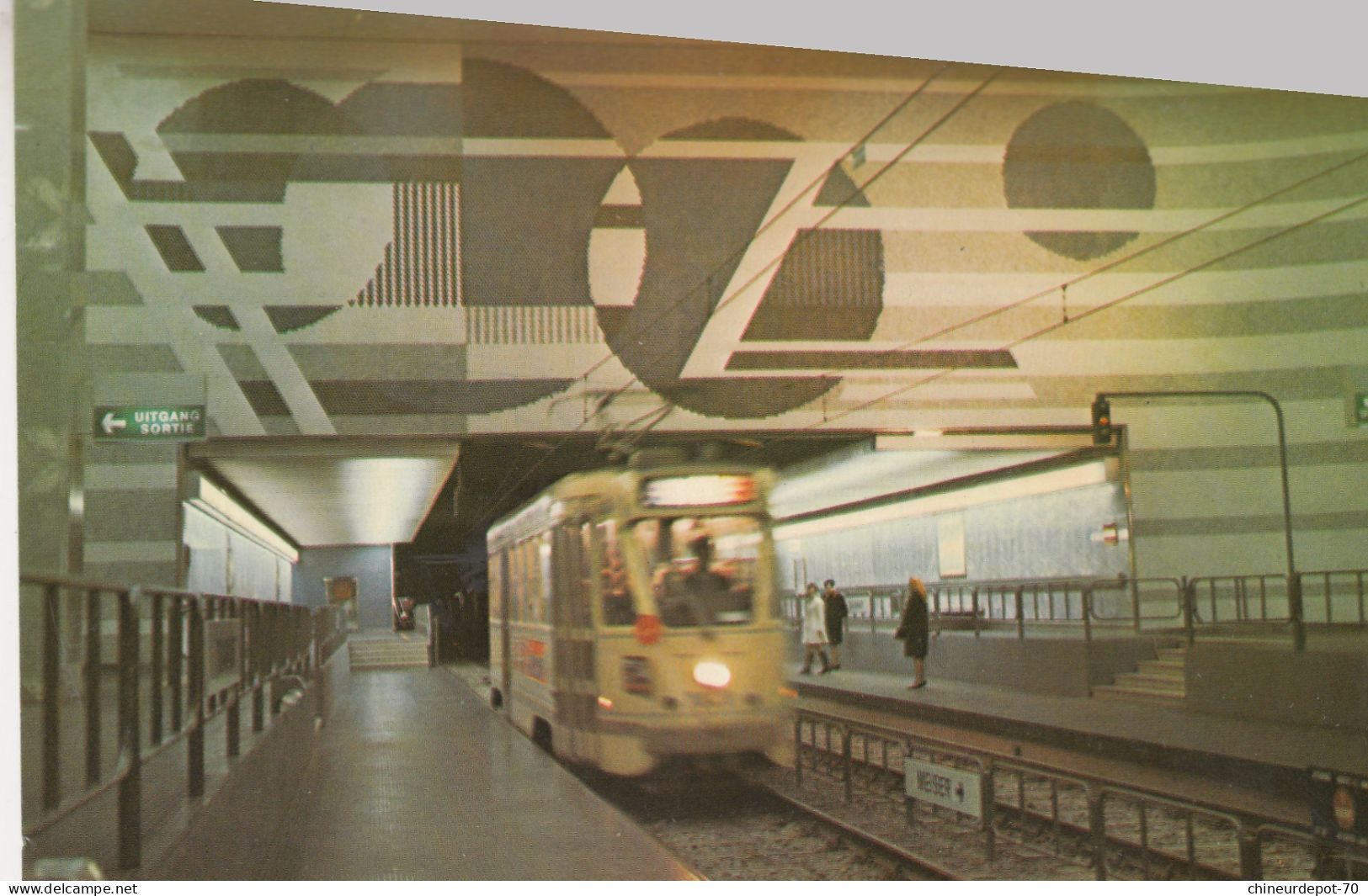 METRO BRUXELLOIS - Métro