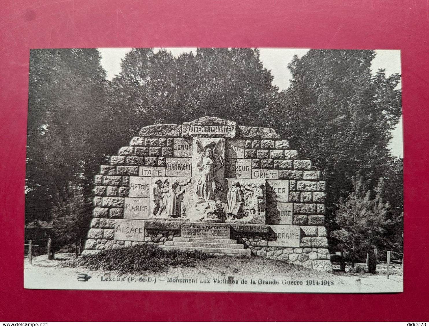 LEZOUX    Correspondance MONUMENT AUX VICTIMES DE GUERRE MORTS 14 18 - Lezoux