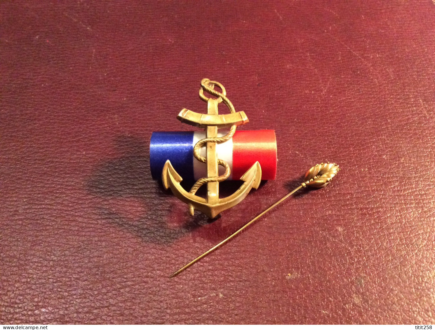 Joli Petit Lot Broche Ancre Marine Militaire / Rouleau Cocarde Tricolore France / Aiguille épinglette - Navy