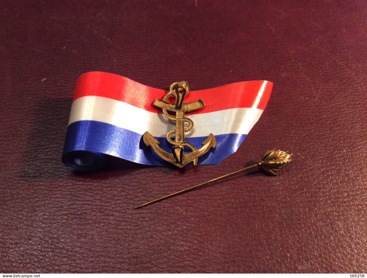 Joli Petit Lot Broche Ancre Marine Militaire / Rouleau Cocarde Tricolore France / Aiguille épinglette - Navy