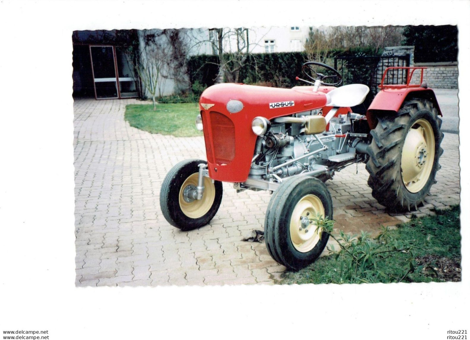 Cpm 21 - Côte D'Or - VARANGES - N° 14 - M. Brullebaut Restaurateur De Tracteurs - Tracteur Gros Plan URSUS - Tracteurs