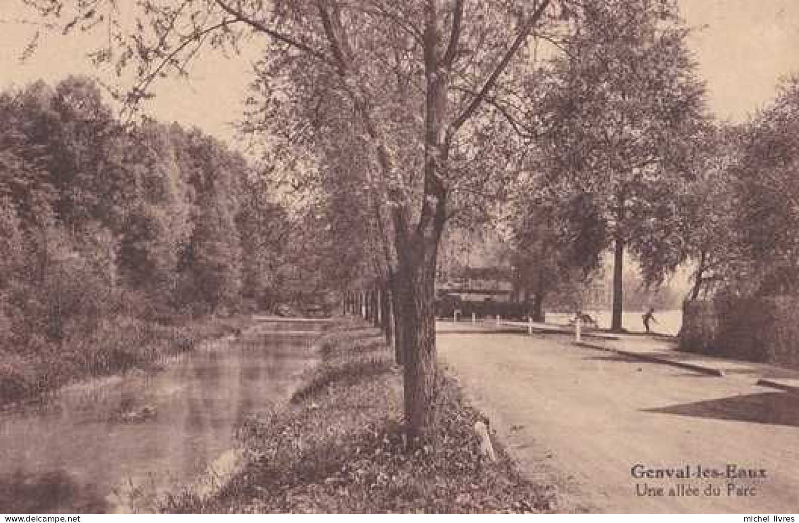 Genval Les Eaux - Une Allée Du Parc - Pas Circulé - TBE - Rixensart - Rixensart