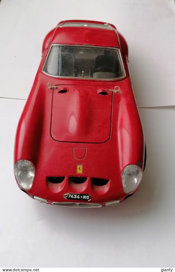 FERRARI GTO 1962 BURAGO SCALA 1/18 NO BOX - Burago