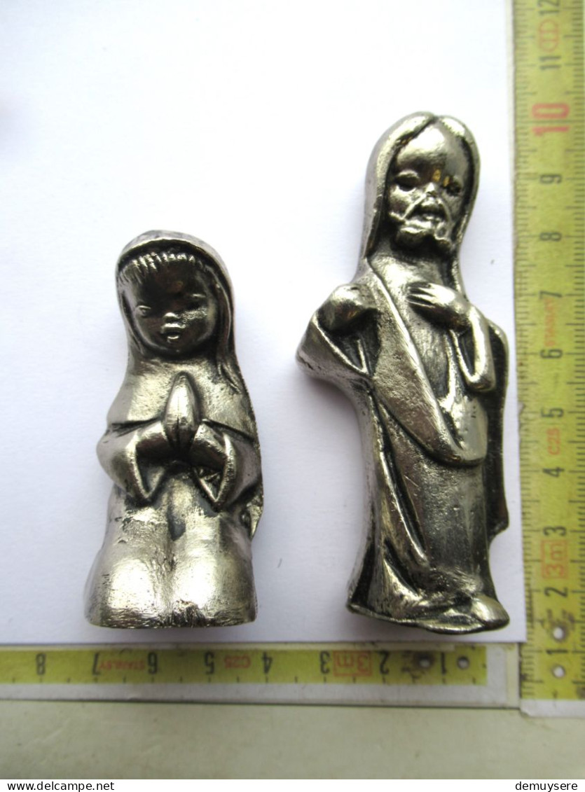 LADE 14 - STATUETTE EN MÉTAL MARIE ET ​​JOSEPH - METALEN BEELDJE MARIA EN JOZEF - 156 ET 199 GRAM - Metaal