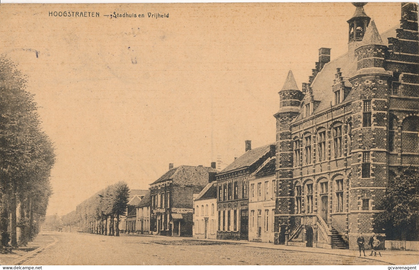 HOOGSTRATEN  STADHUIS EN VRIJHEID          2 SCANS - Hoogstraten