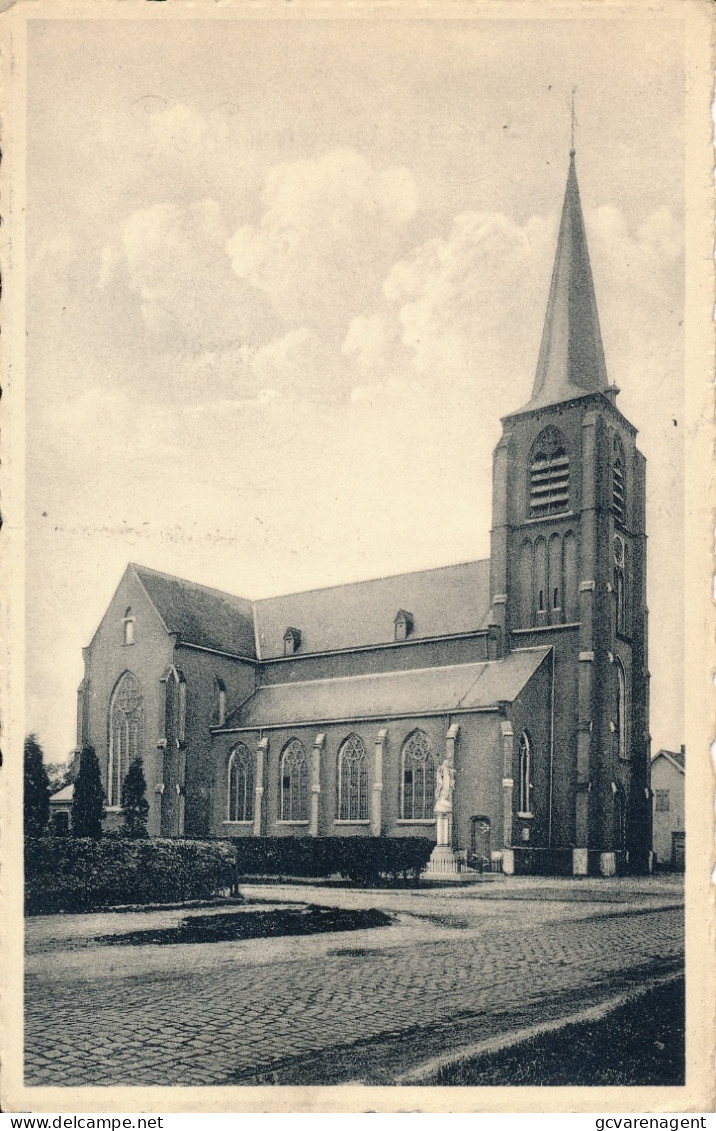 'S GRAVENWEZEL  DE KERK    2 SCANS - Schilde