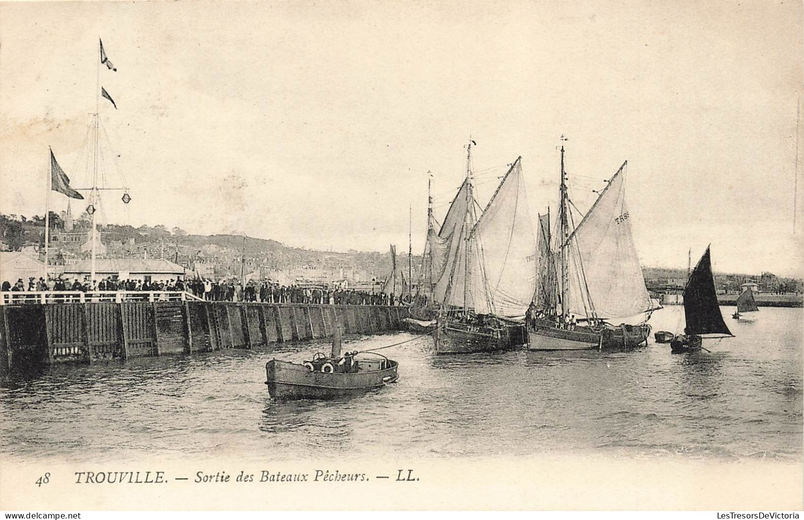 FRANCE - Trouville - Sortie Des Bateaux Pêcheurs - Carte Postale Ancienne - Trouville