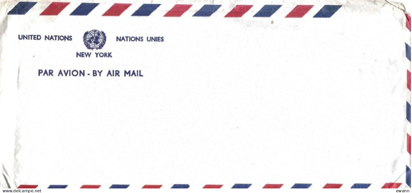 Enveloppe Vierge Des Nations-Unies - Par Avion - Poste Aérienne