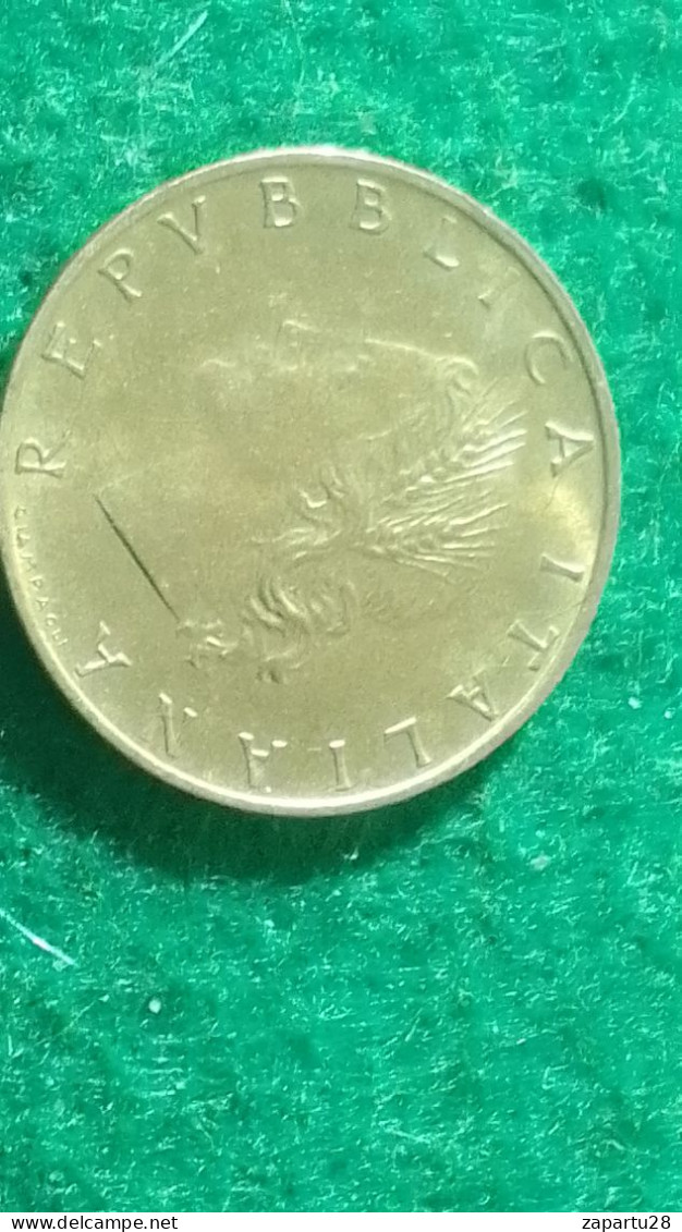 İTALYA -1982 -   20 LİRE - 20 Lire