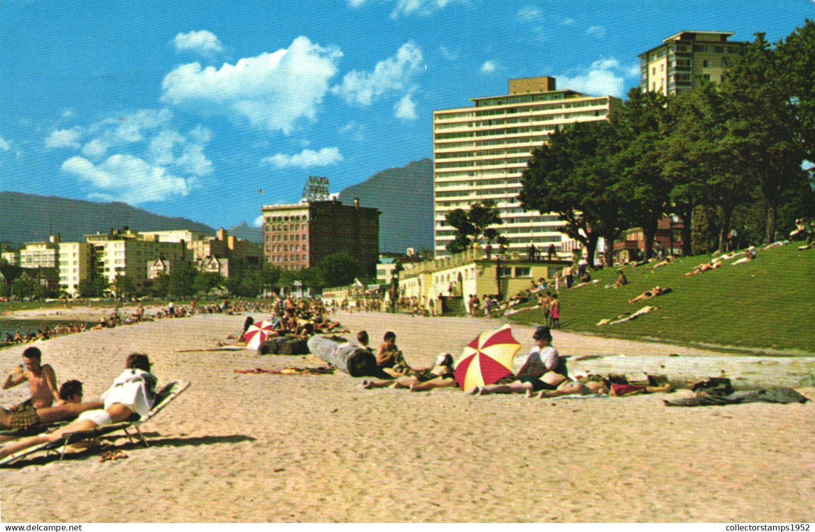 VANCOUVER, BRITISH COLUMBIA, ENGLISH BAY BEACH, ARCHITECTURE, UMBRELLA, CANADA, POSTCARD - Vancouver