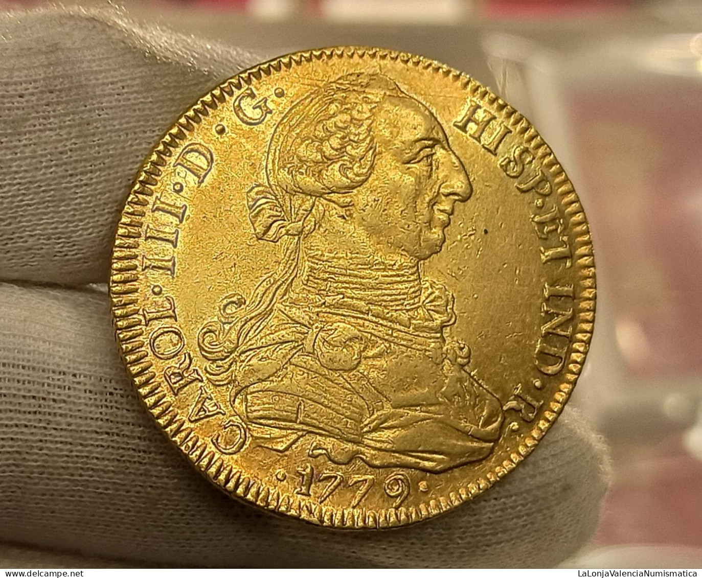 España Spain Carlos III - 8 Escudos 1779 Santiago DA Km 27 Oro Ebc Xf - Autres & Non Classés